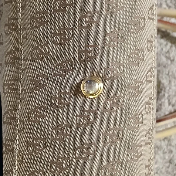 👜✨ Dooney & Bourke Signature DB Tote ✨👜 - Picture 10 of 12